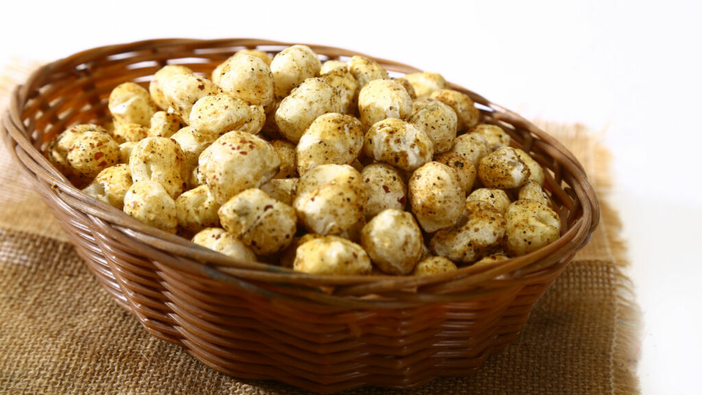 Makhana roasted in ghee with pink salt