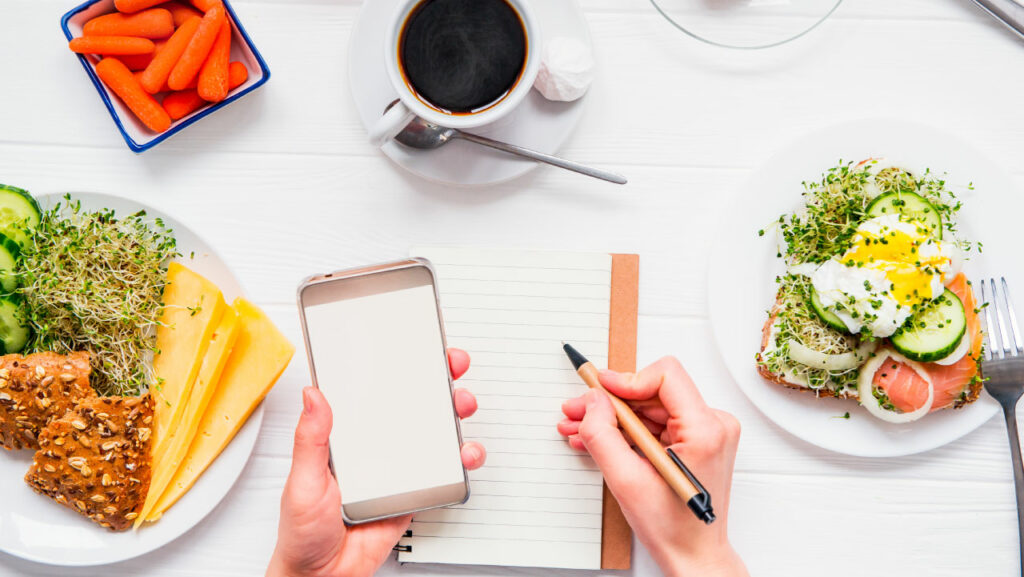 Maintain a food diary Maintain a food diary