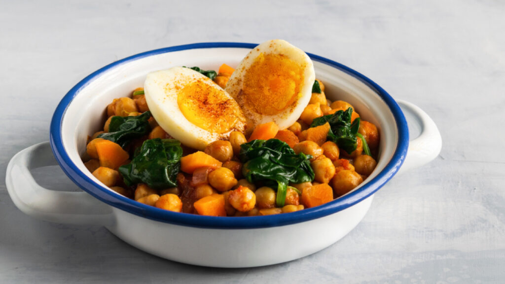 Bean, Spinach and Egg Stew