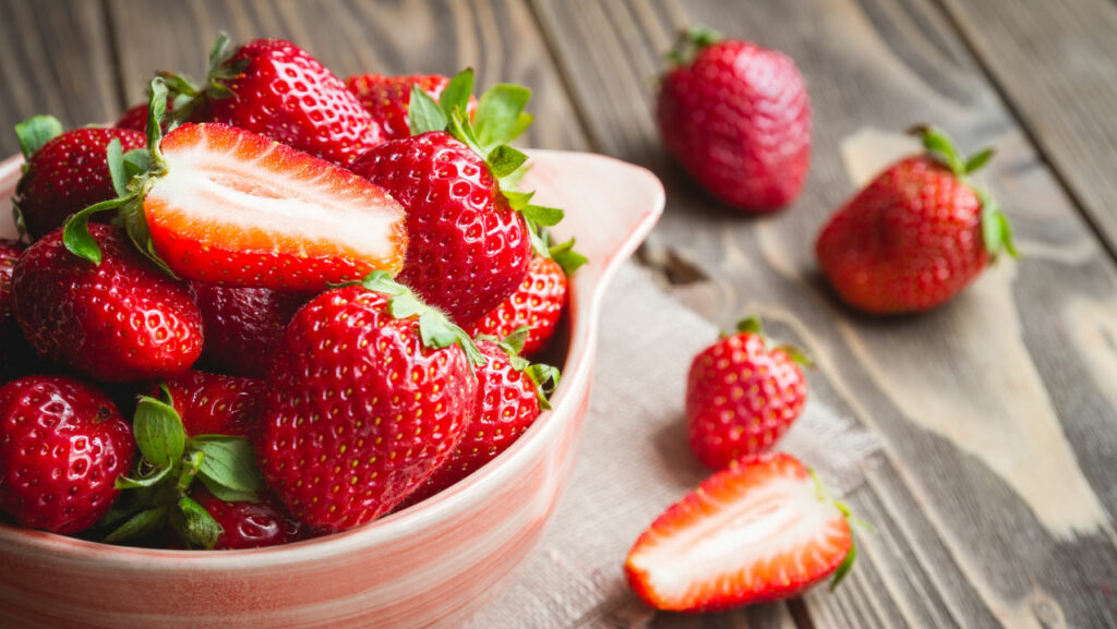 Strawberries rich in antioxidants