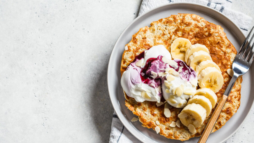 Banana Oat Omelette