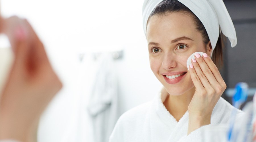 DIY Makeup Remover: Easy and Effective Home Remedies DIY makeup remover