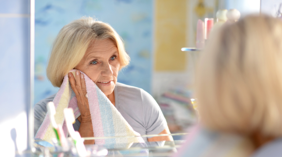 Face Care Routine for Women at Different Ages Face care routine for women
