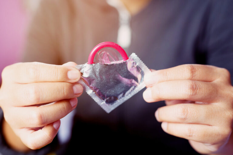 How to Use Condom Correctly to Avoid STDs and Pregnancy? · HealthKart