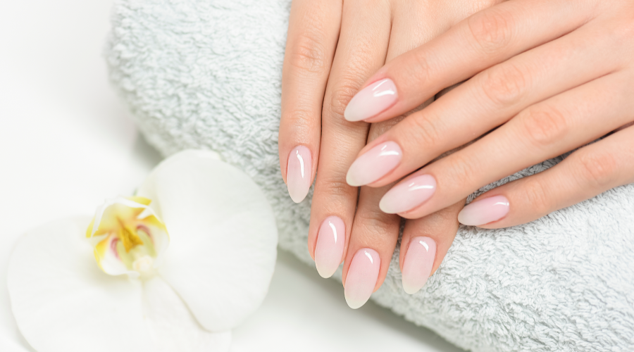 How to Make Your Fingernails Look Good Naturally