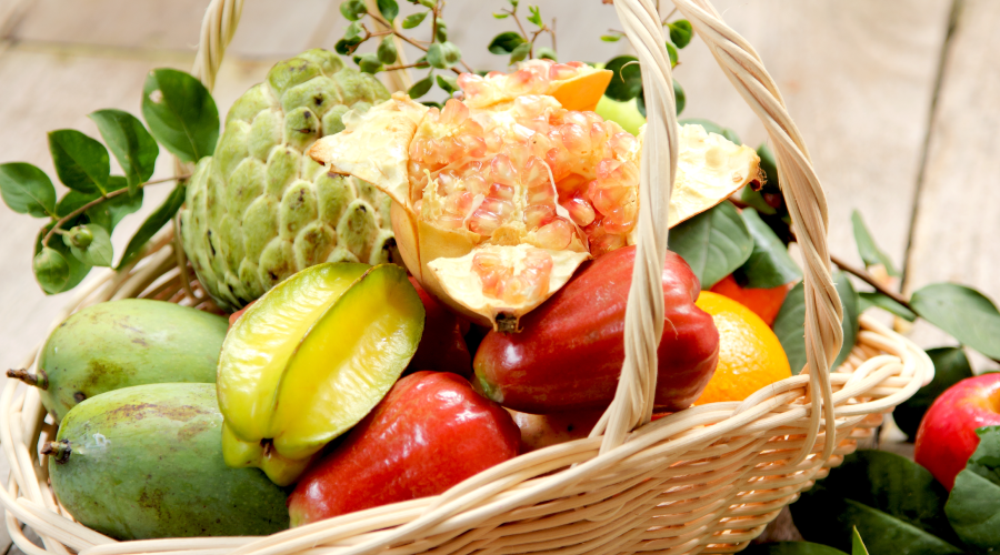 8 Delicious Tropical Fruits You Shouldn’t Miss This Season Tropical fruits