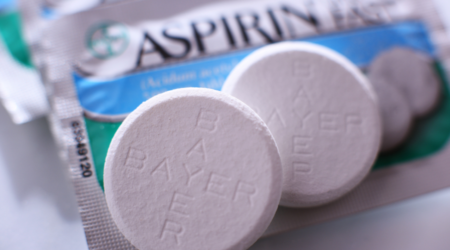Aspirin A Look at Its Uses and SideEffects HealthKart