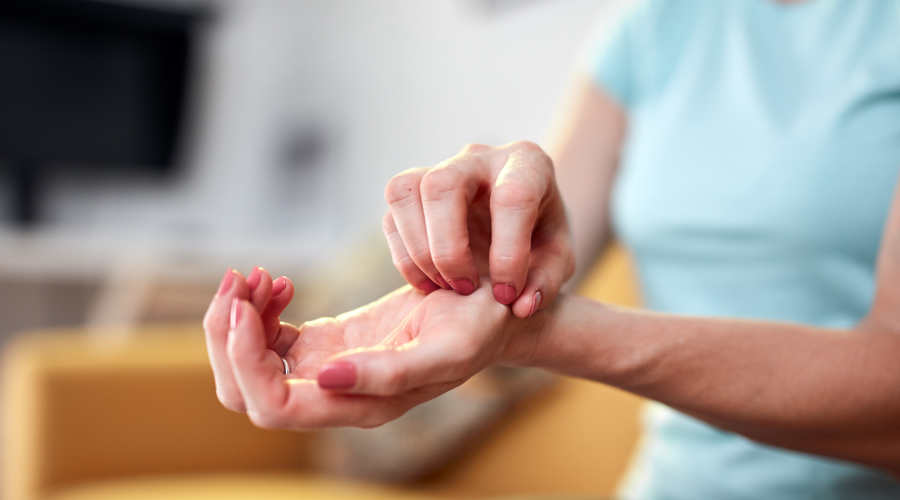 Itchy Palms Here’s What It Actually Means HealthKart